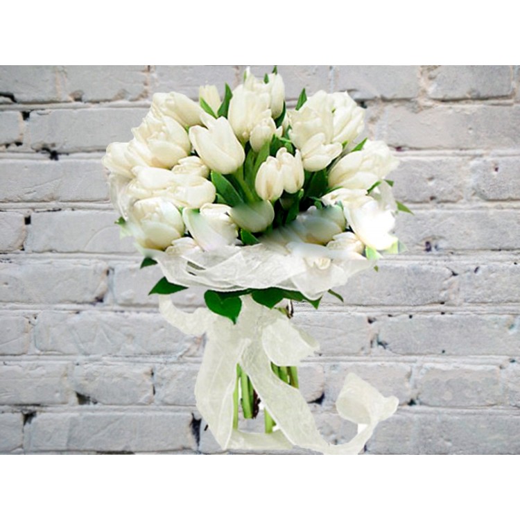 Букет с Белыми Тюльпанами
