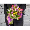 Букет из Тюльпанов Микс в Атласной ленте
