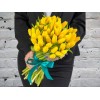 Букет Желтых Тюльпана в Атласной ленте
