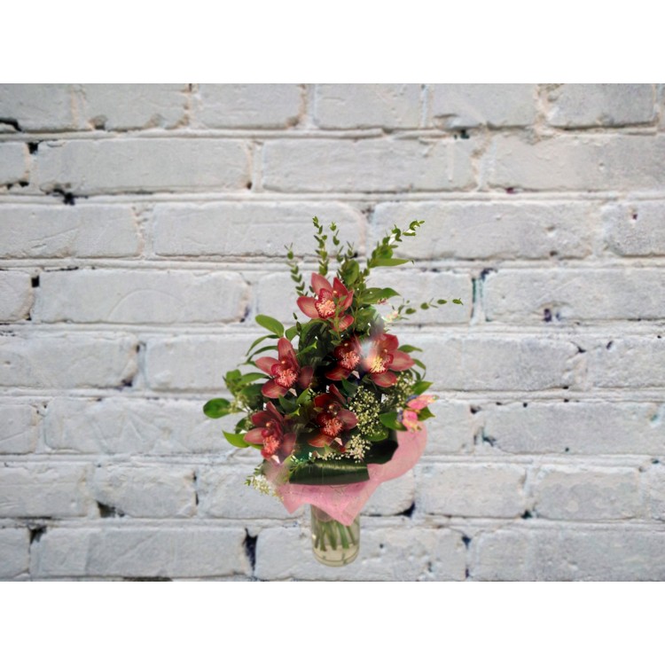 Букет с 5 орхидеями цимбидиум
