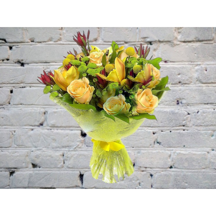 Букет из орхидей и розы
