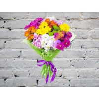 Bouquet of colorful chrysanthemums
