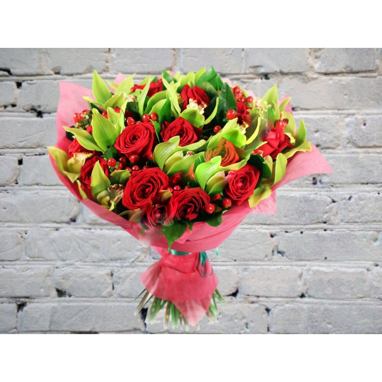 Букет из Зеленых Орхидей и Красных Роз
