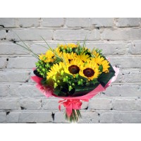 Bouquet with Sunflower and Lisianthus

