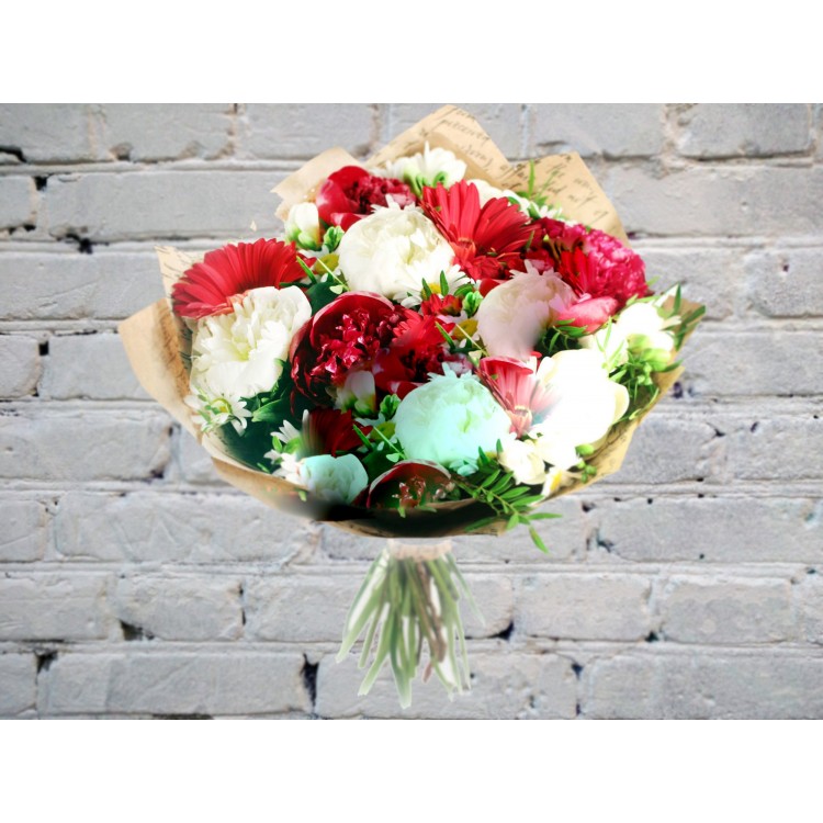 Букет с Пионами и Фрезией

