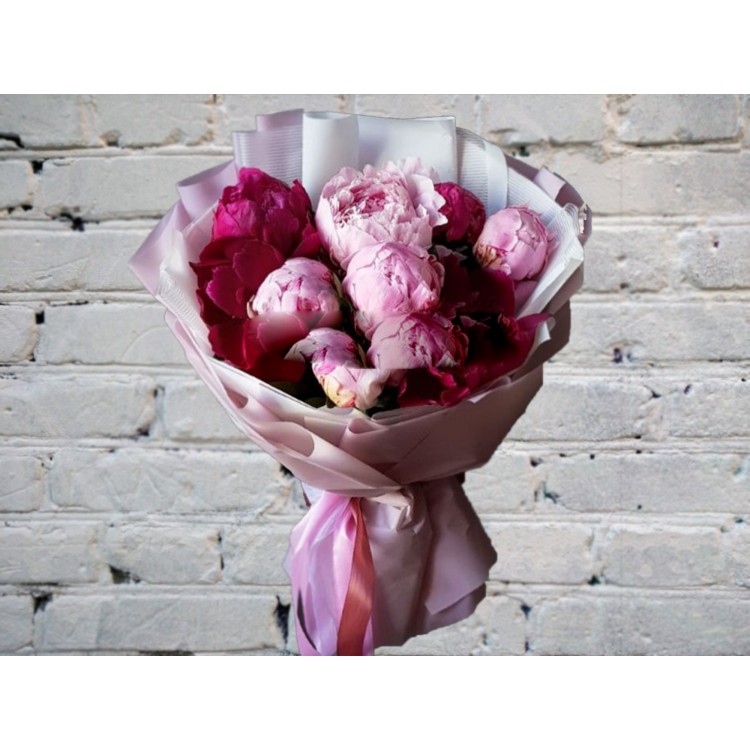 Букет Розовых и Бордовых Пионов №1
