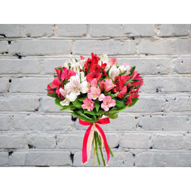 Sale Bouquet of Delicate Alstroemeria
