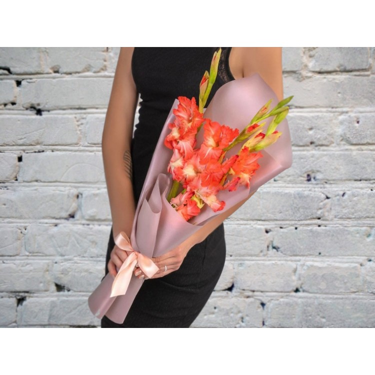 Букет Оранжевых Гладиолусов в Матовой упаковке
