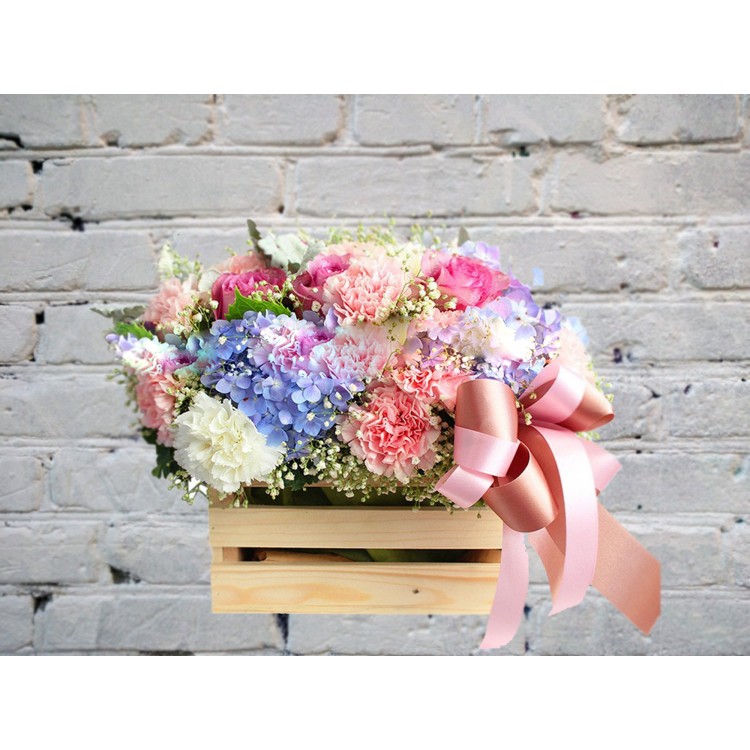 Sale Wooden box with Magnificent Hydrangeas
