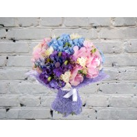 Bouquet of Hydrangea and Freesia

