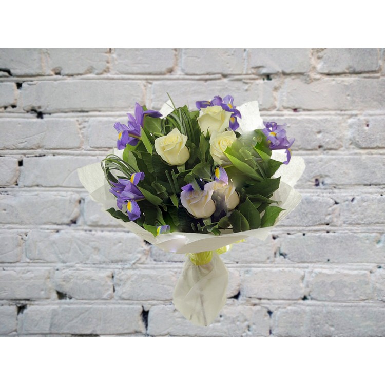 Sale Bouquet with irises and white rose
