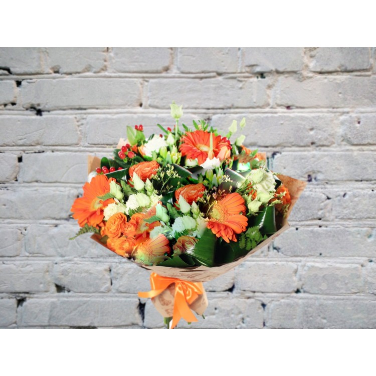 Букет с Оранжевыми Розами и Герберами
