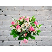 Bouquet of Roses and White Alstroemeria
