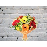 Bouquet with Gerberas and Matricaria
