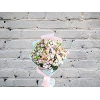 Bouquet of Lisianthus of delicate shades
