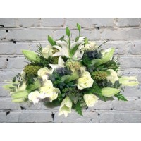 Composition with roses and lily
