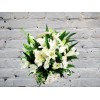 Корзина с Лилиями и Лизиантусом
