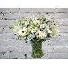 Букет с белыми герберами, хризантемой и лилией
