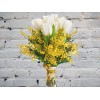 Букет Мимозы с Белыми Тюльпанами
