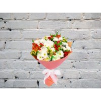 Bouquet of red alstroemeria and chrysanthemums
