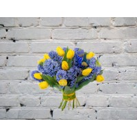 Букет из тюльпанов и гиацинтов
