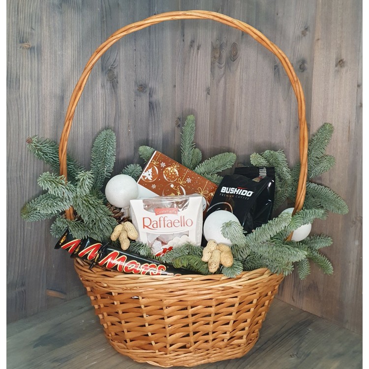 Sale Gift basket with sweets and ground coffee BUSHIDO
