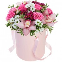 Цветы в коробке Поле
