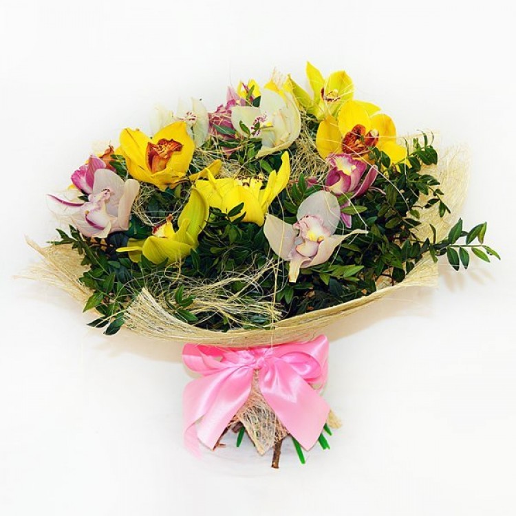 Order flowers with delivery in St. Petersburg