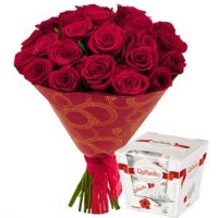 25 red ROSEs 50 cm BOUQUET + Raffaello
