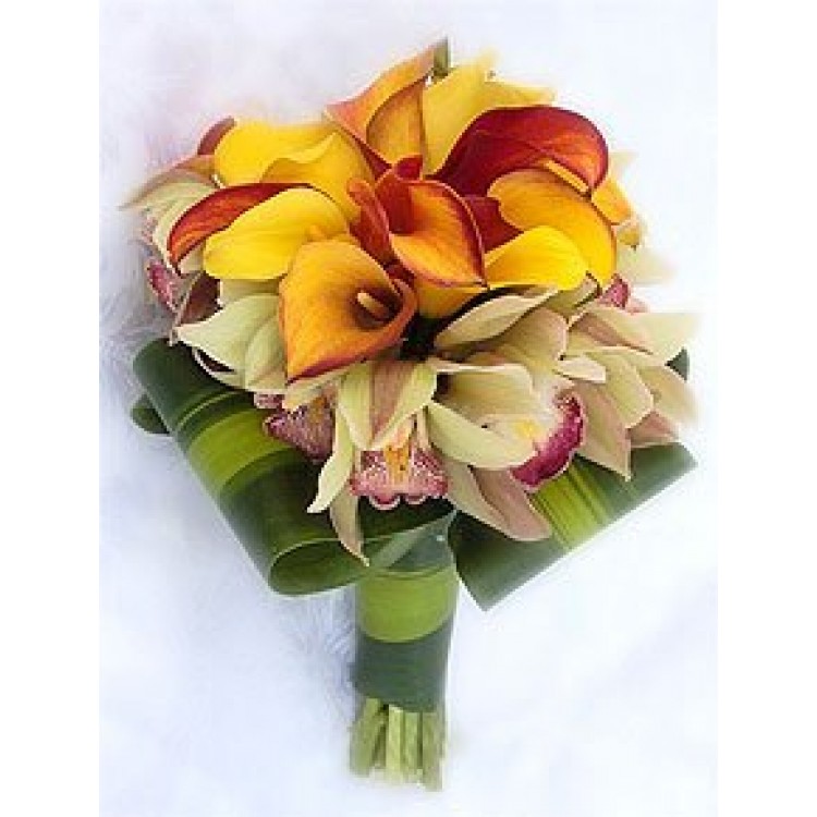 Составление маленьких букетов к знаменательной дате